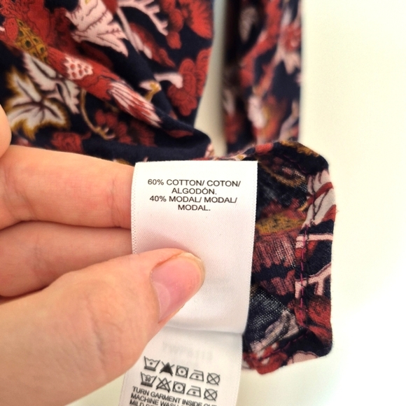 Lucky Brand Floral Navy & Red Boho Blouse – Size Large - Picture 4 of 5
